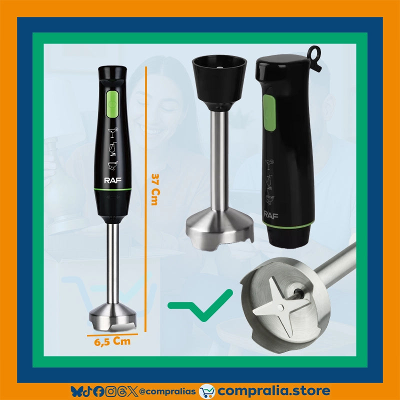Licuadora de mano multifuncional de 800W con cuerpo ergonómico, botón de acción rápida y 4 cuchillas de acero inoxidable. Tritura hielo, frutas y vegetales con facilidad. Acabado metálico, compacto y fácil de limpiar. Perfecta para batidos, salsas, cremas y preparaciones rápidas en cocinas modernas o con poco espacio.